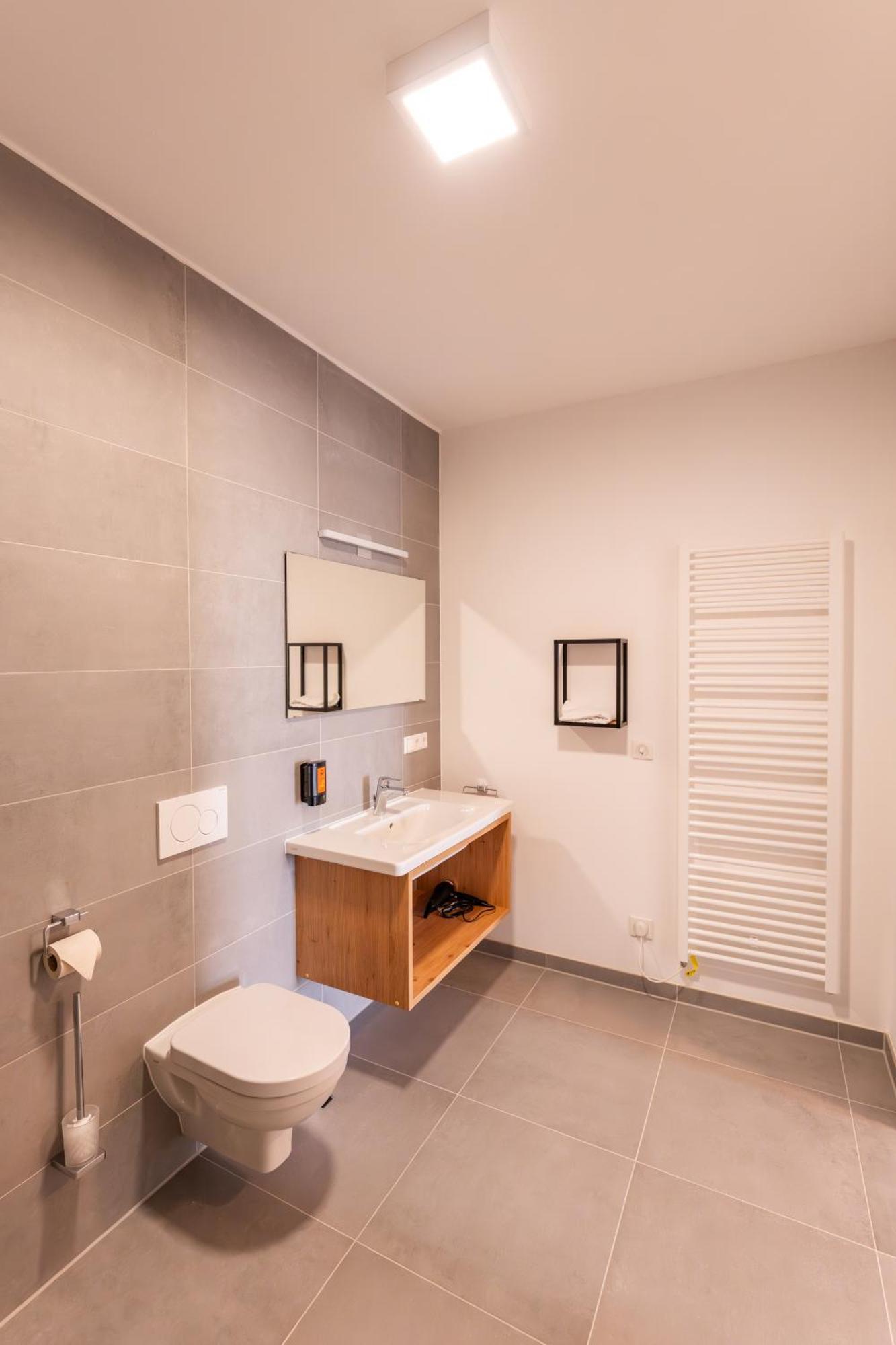 Living Neuburg Aparthotel Neuburg an Der Donau Quarto foto